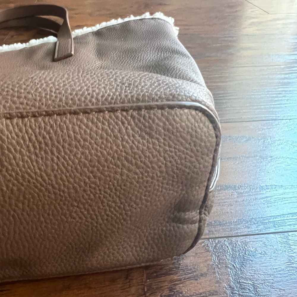 [Aspen Rise] Sherpa Reversible Tote - Picture 8 of 9